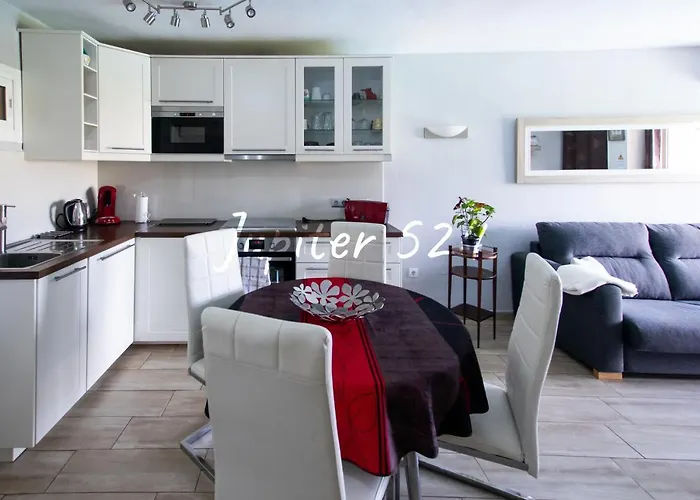 Jupiter & Minerva - One Bedroom In Benalmadena J524